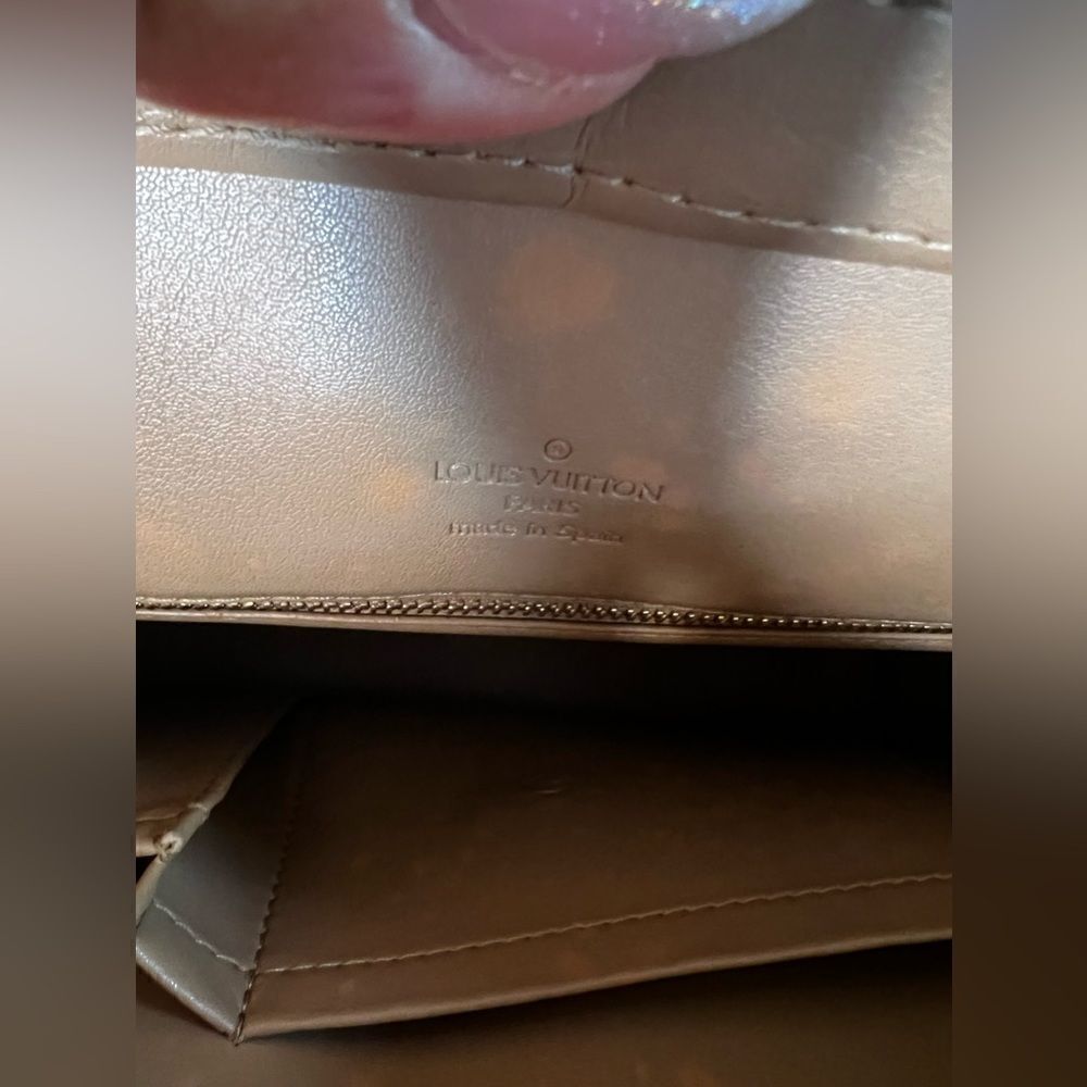 AUTH LOUIS VUITTON VERNIS BAG- tan/beige - Picture 13 of 15
